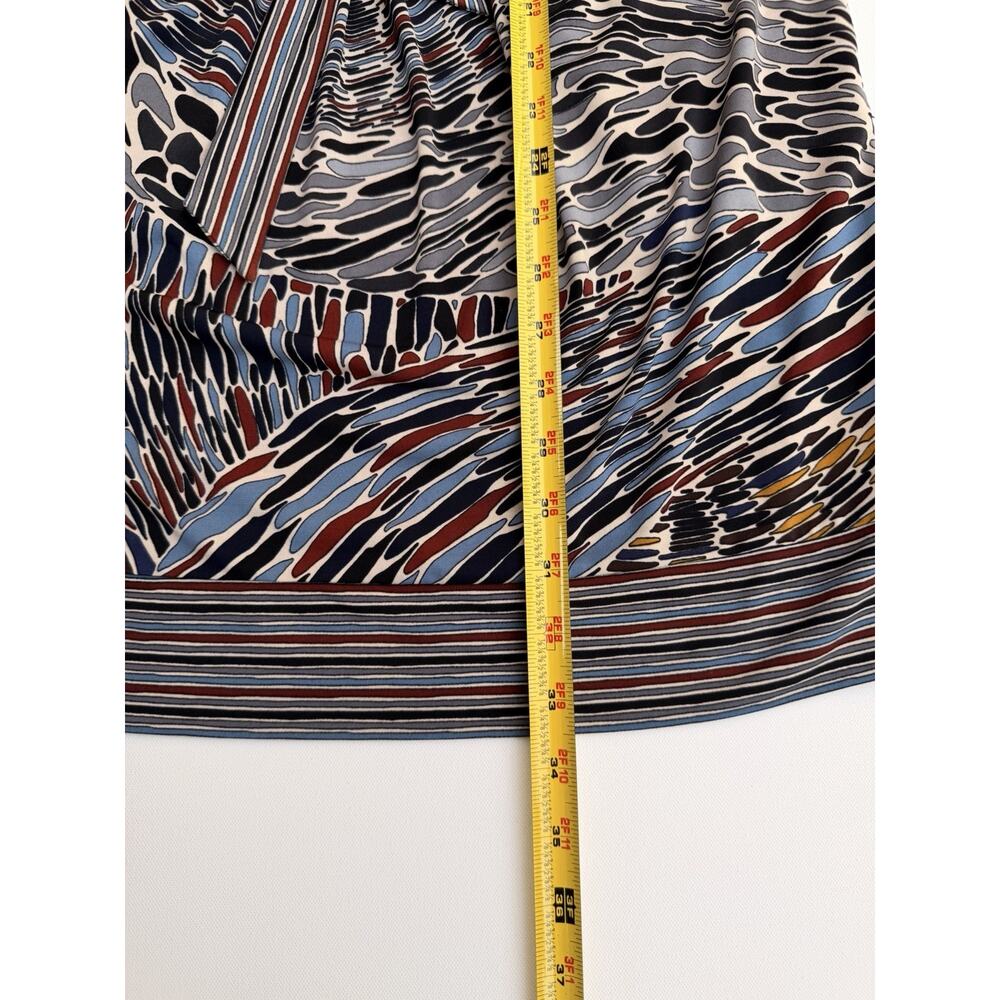 BCBG MaxAzria Abstract-Print Belted Dress – Size XS - Picture 9 of 10